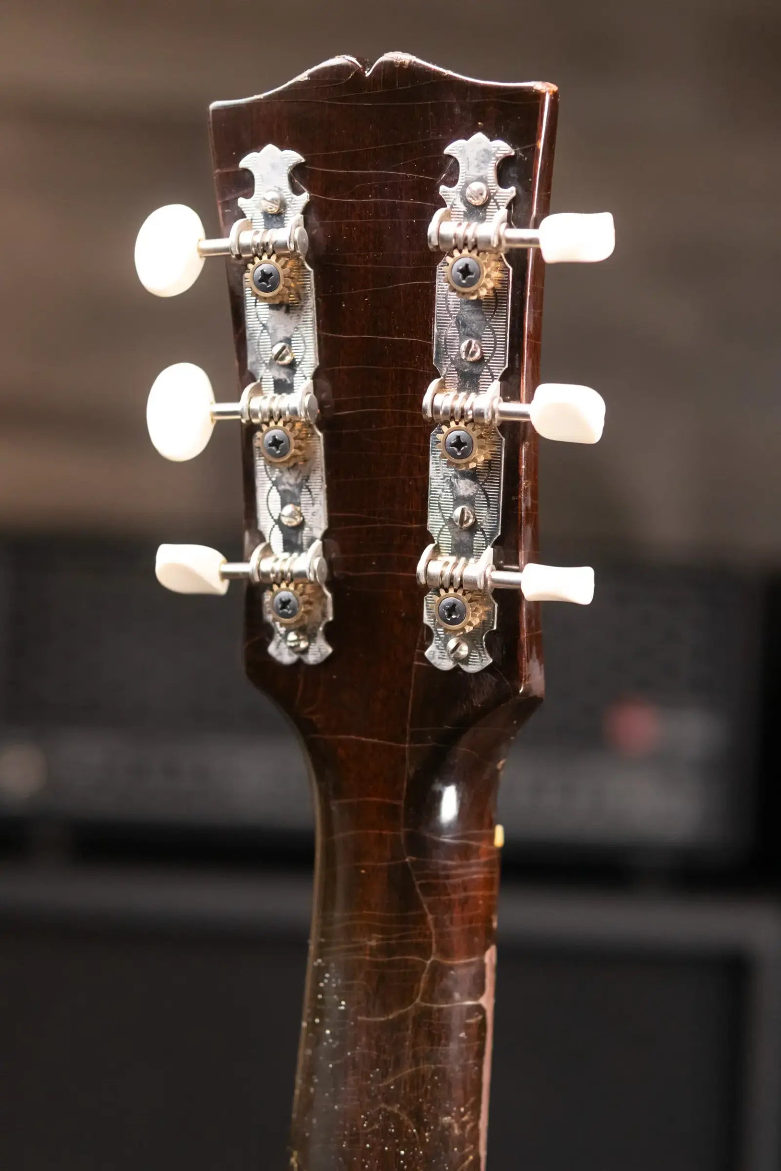 Gibson 1948 LG-2 Acoustic Guitar with Hardshell Case - Used