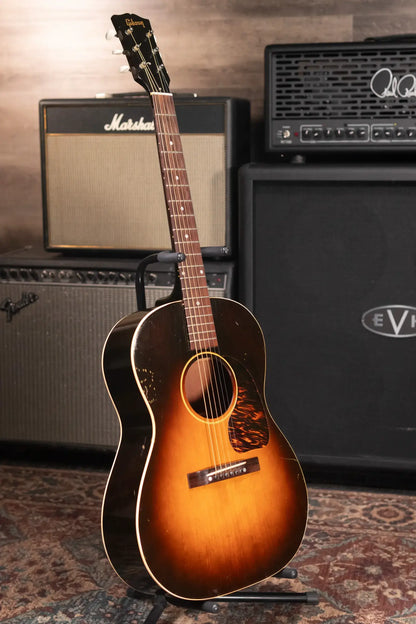 Gibson 1948 LG-2 Acoustic Guitar with Hardshell Case - Used