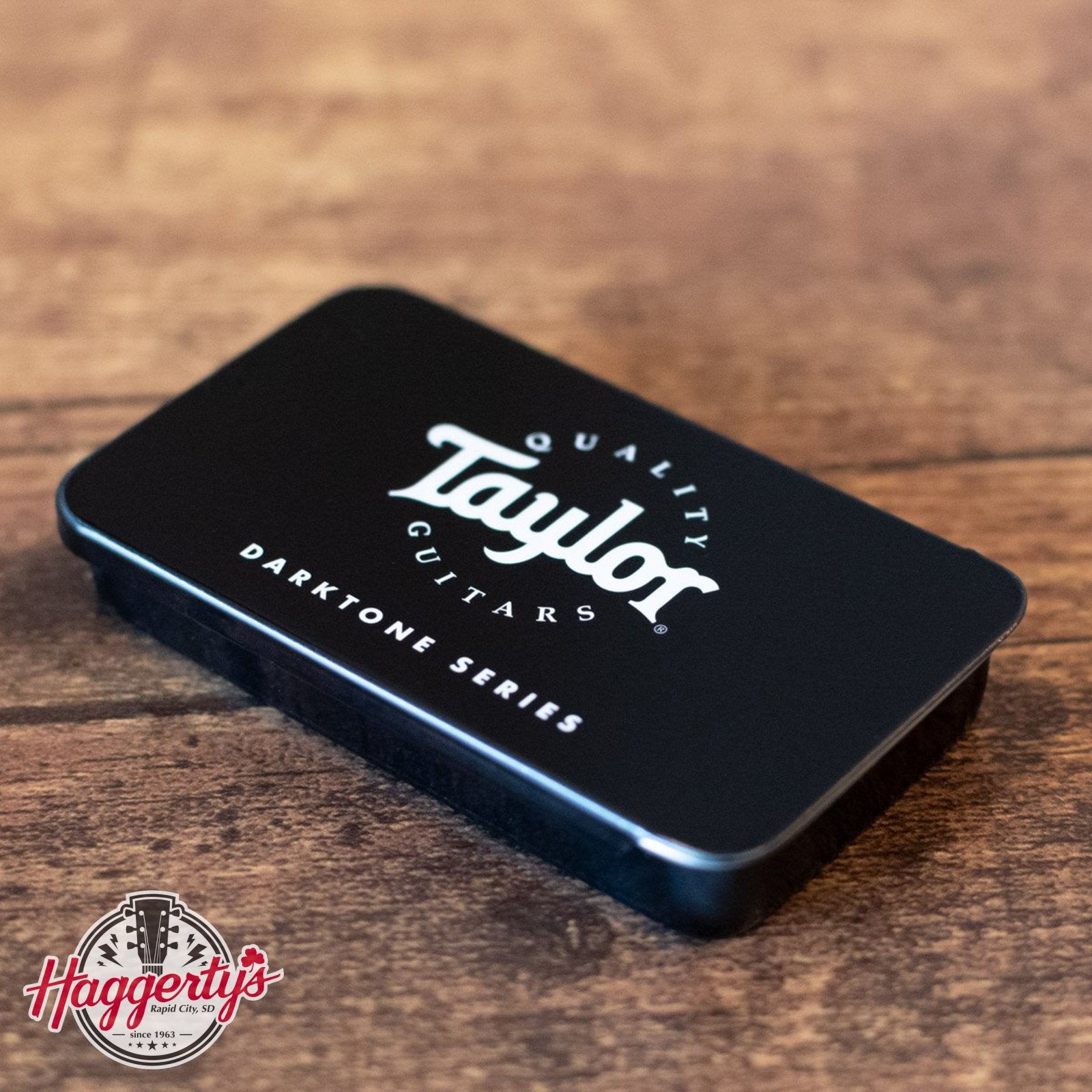 Taylor Darktone Series Pick Tin