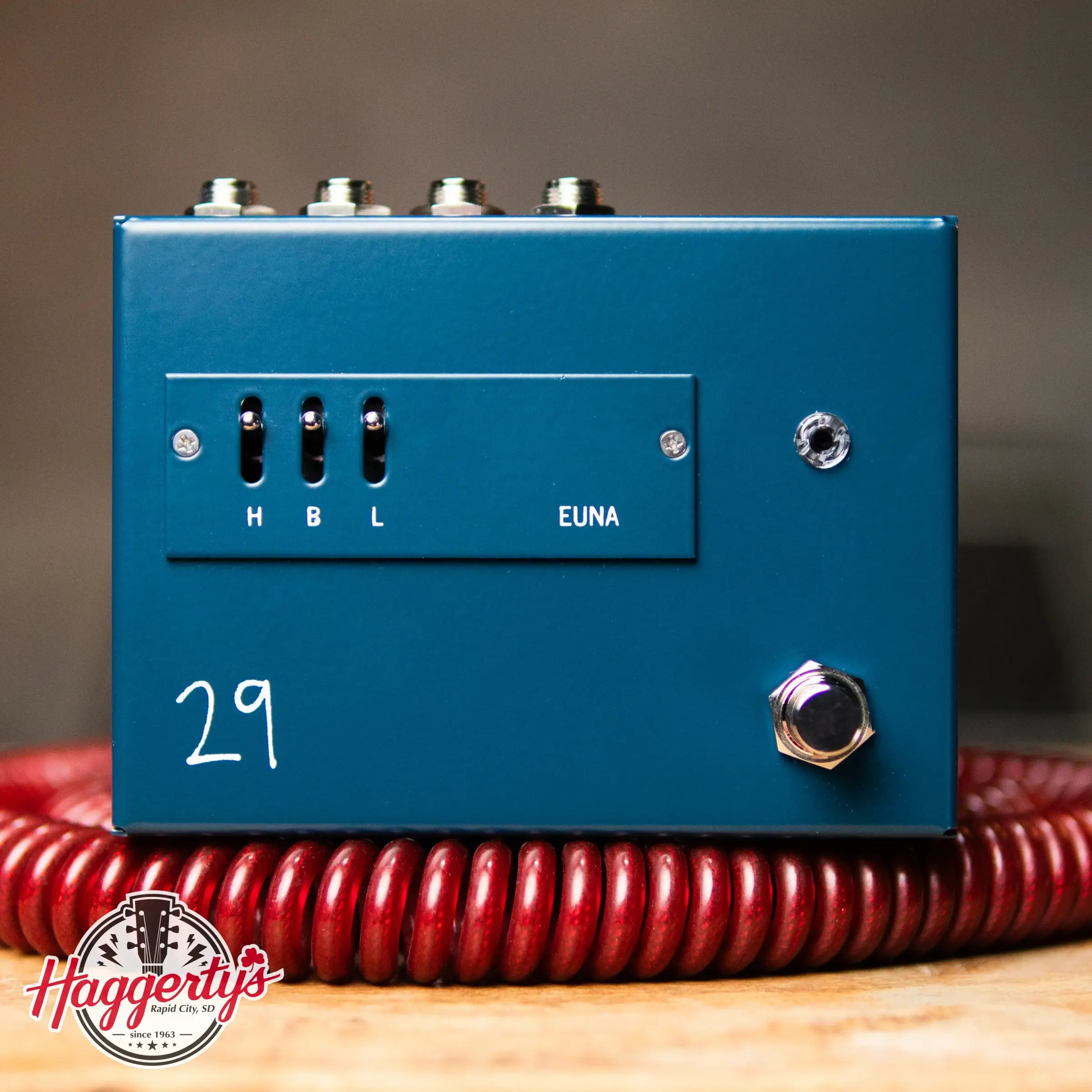 29 Pedals EUNA 67226387028f5