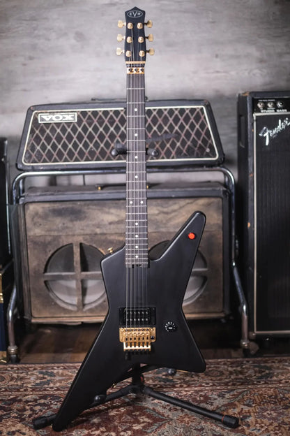EVH Limited Edition Star, Ebony Fingerboard - Stealth Black with Gold Hardware and Star/Shark Economy Gig Bag - Floor Model