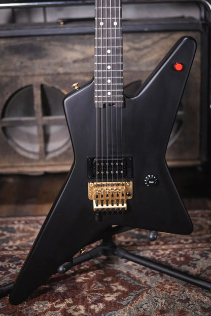 EVH Limited Edition Star, Ebony Fingerboard - Stealth Black with Gold Hardware and Star/Shark Economy Gig Bag - Floor Model