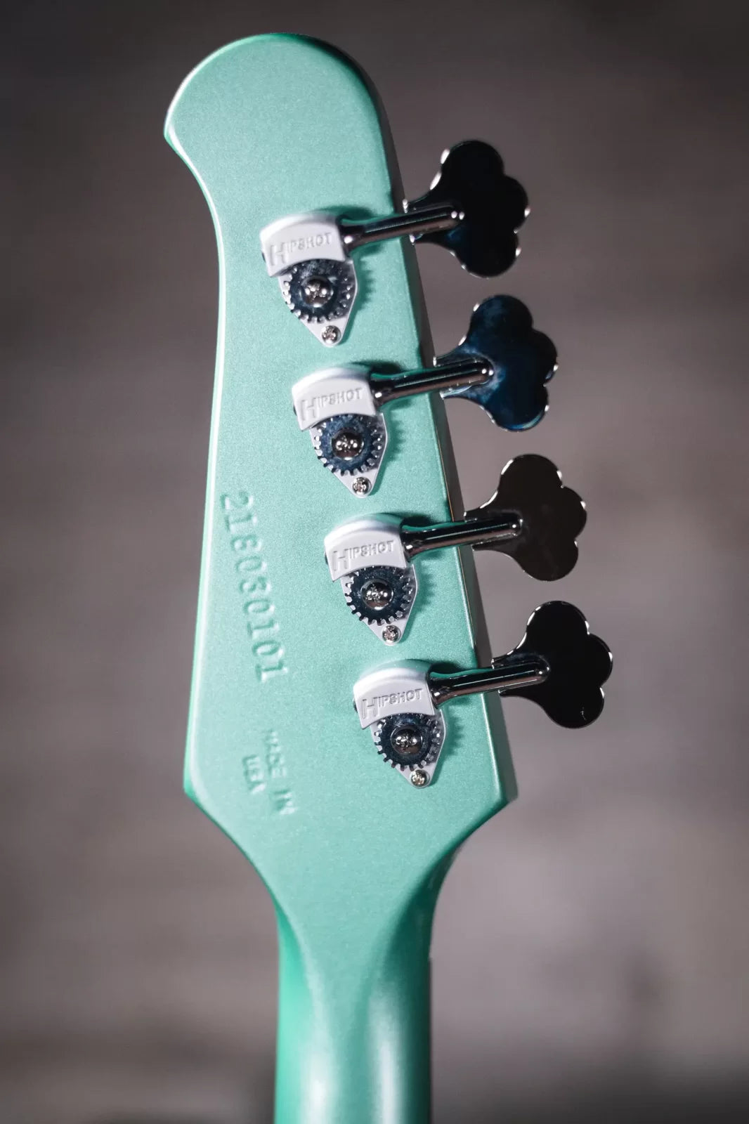 Gibson Non-Reverse Thunderbird - Inverness Green with Hardshell Case - Floor Model