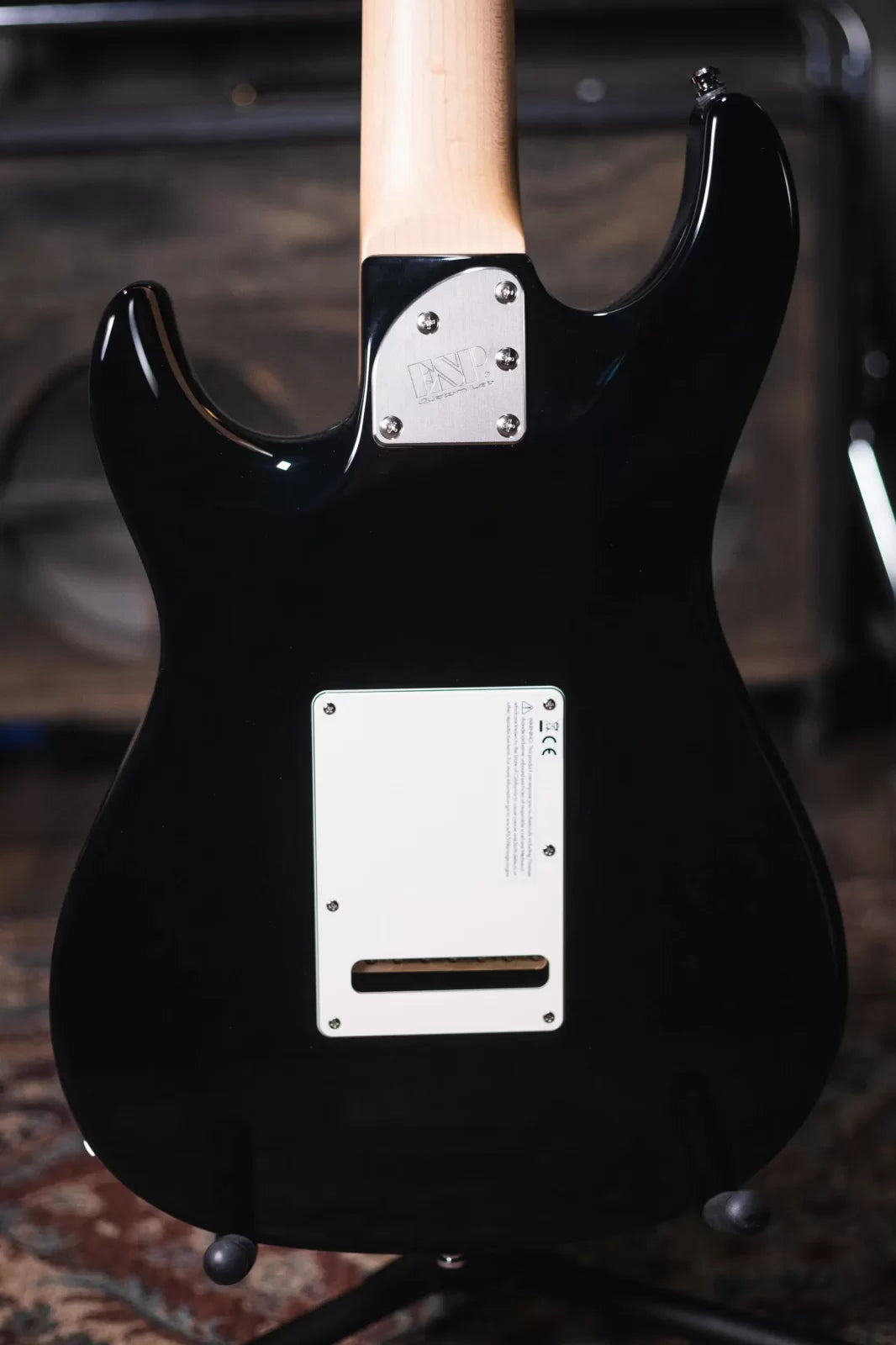 ESP SNAPPER 7 7-String Electric Guitar - Black with Hardshell Case
