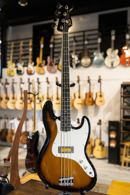 Fender Gold Foil Jazz Bass, Ebony Fingerboard, 2-Color Sunburst - Deluxe Gig Bag - Floor Model