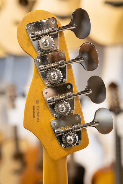 Fender Gold Foil Jazz Bass, Ebony Fingerboard, 2-Color Sunburst - Deluxe Gig Bag - Floor Model Demo