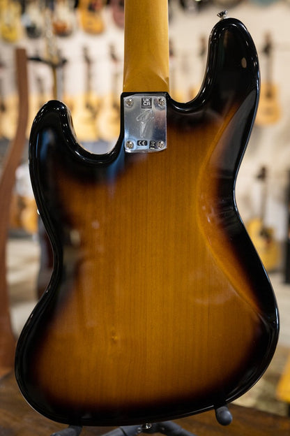 Fender Gold Foil Jazz Bass, Ebony Fingerboard, 2-Color Sunburst - Deluxe Gig Bag - Floor Model Demo