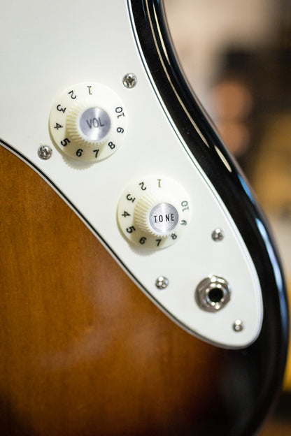 Fender Gold Foil Jazz Bass, Ebony Fingerboard, 2-Color Sunburst - Deluxe Gig Bag - Floor Model Demo