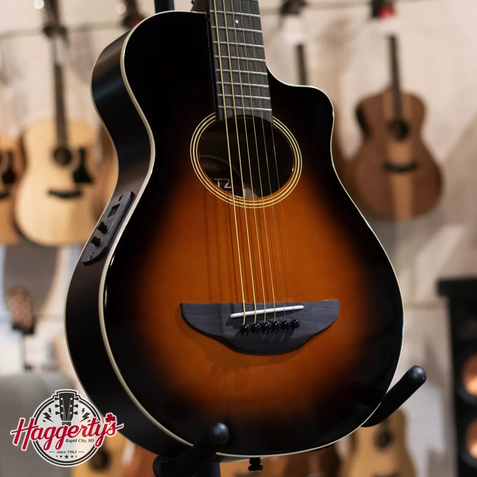 Yamaha APXT2 3/4-Size Thin-Line Cutaway Acoustic/Electric Guitar - Old Violin Sunburst with Gig Bag