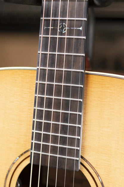 Alvarez LD70e Laureate Dreadnought Acoustic/Electric Guitar - Daybreak with Softshell Case