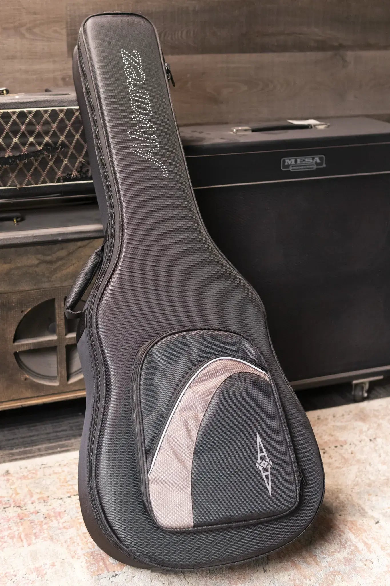 Alvarez LD70e Laureate Dreadnought Acoustic/Electric Guitar - Daybreak with Softshell Case