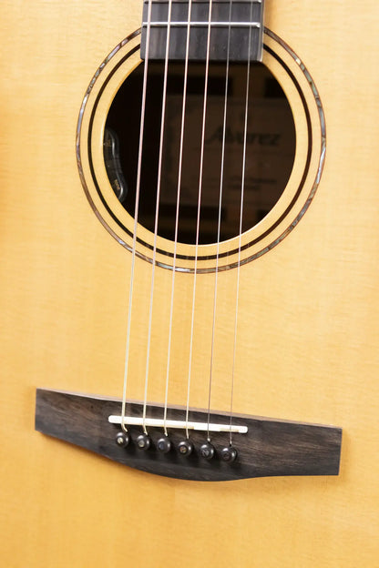 Alvarez LF70e Laureate Folk/OM Acoustic/Electric Guitar - Daybreak with Softshell Case