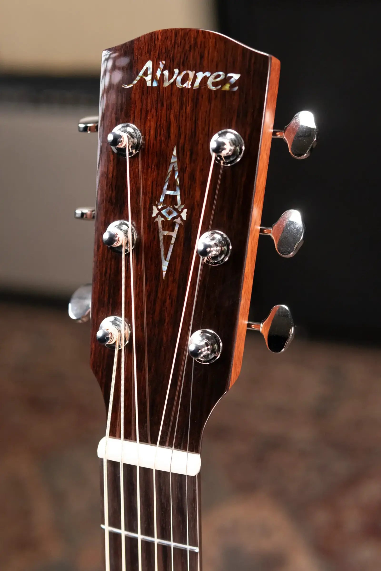 Alvarez MF70 Masterworks Limited 60th Diamond Anniversary OM Acoustic Guitar - Shadowburst