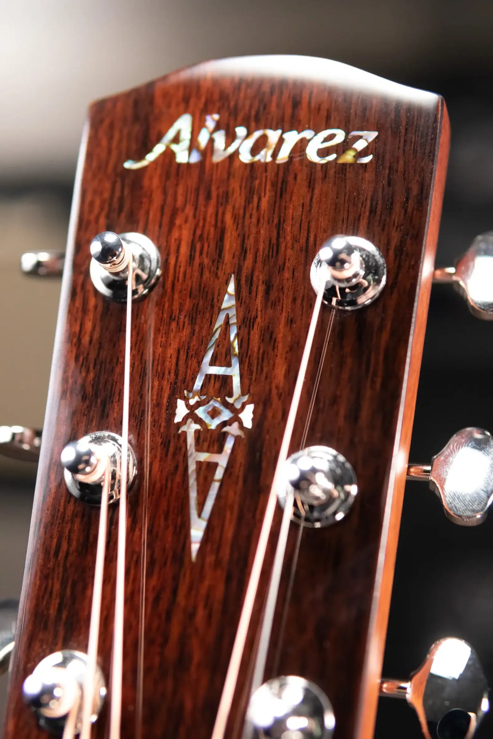 Alvarez MF70 Masterworks Limited 60th Diamond Anniversary OM Acoustic Guitar - Shadowburst