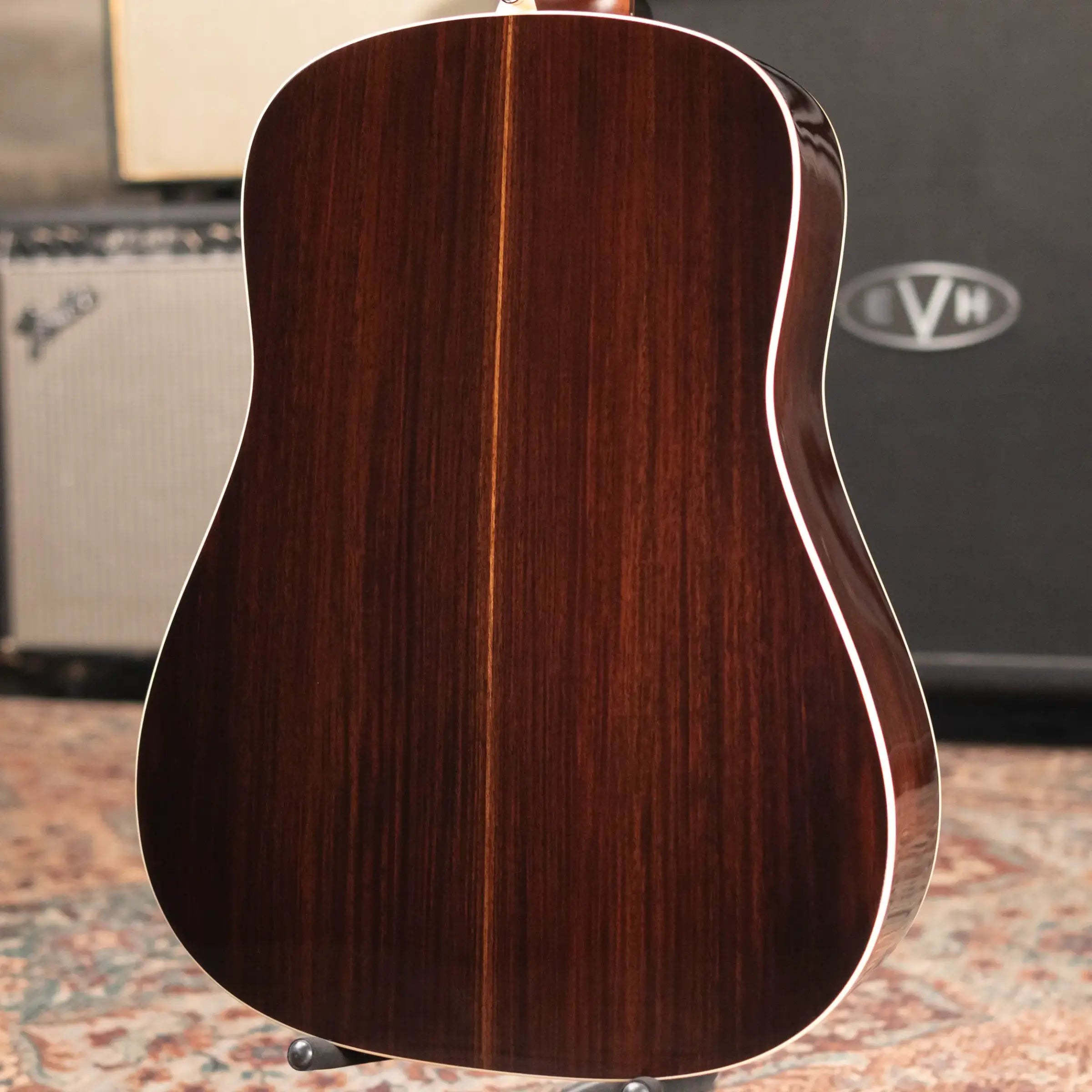 Alvarez Masterworks Round Shoulder 12-Fret Dreadnought Acoustic Guitar - Tobacco Sunburst with Flexicase