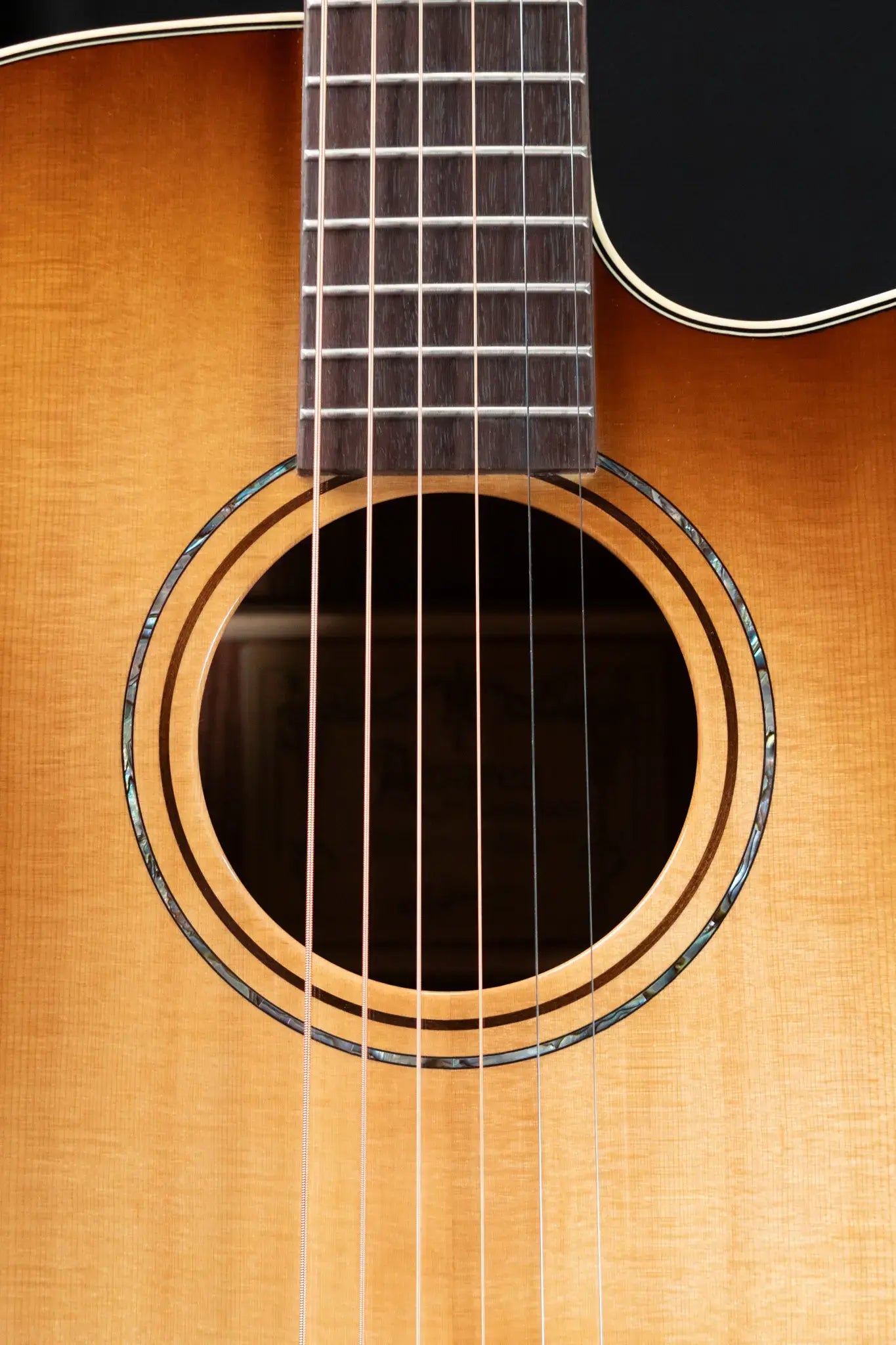 Alvarez Yairi FY70ce Acoustic/Electric Guitar - Shadowburst with Hardshell Case