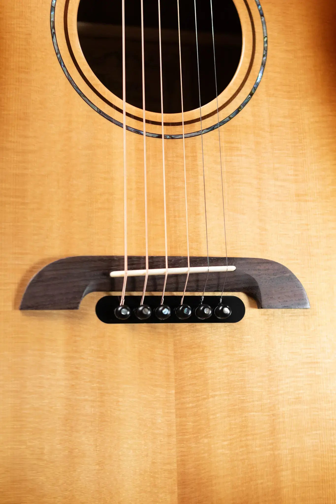 Alvarez Yairi FY70ce Acoustic/Electric Guitar - Shadowburst with Hardshell Case