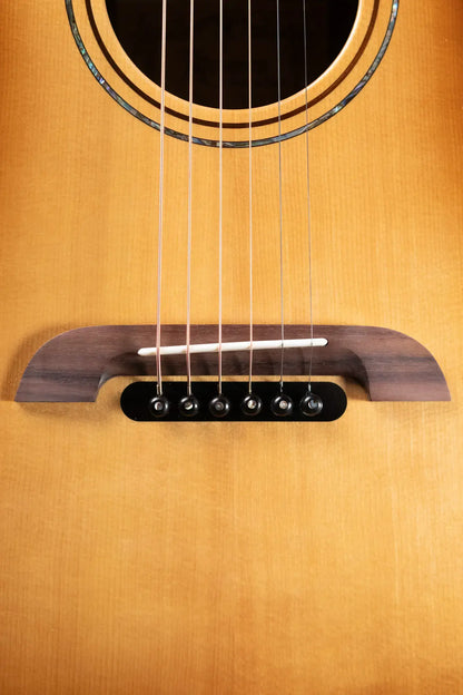 Alvarez Yairi FY70ce Acoustic/Electric Guitar - Shadowburst with Hardshell Case