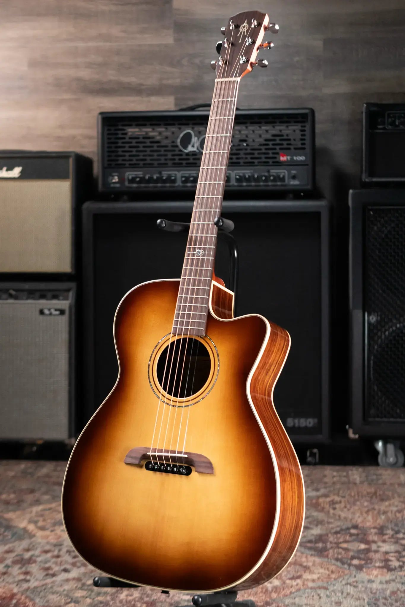Alvarez Yairi FY70ce Acoustic/Electric Guitar - Shadowburst with Hardshell Case