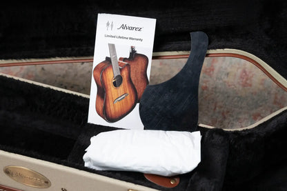 Alvarez Yairi FY70ce Acoustic/Electric Guitar with Hardshell Case