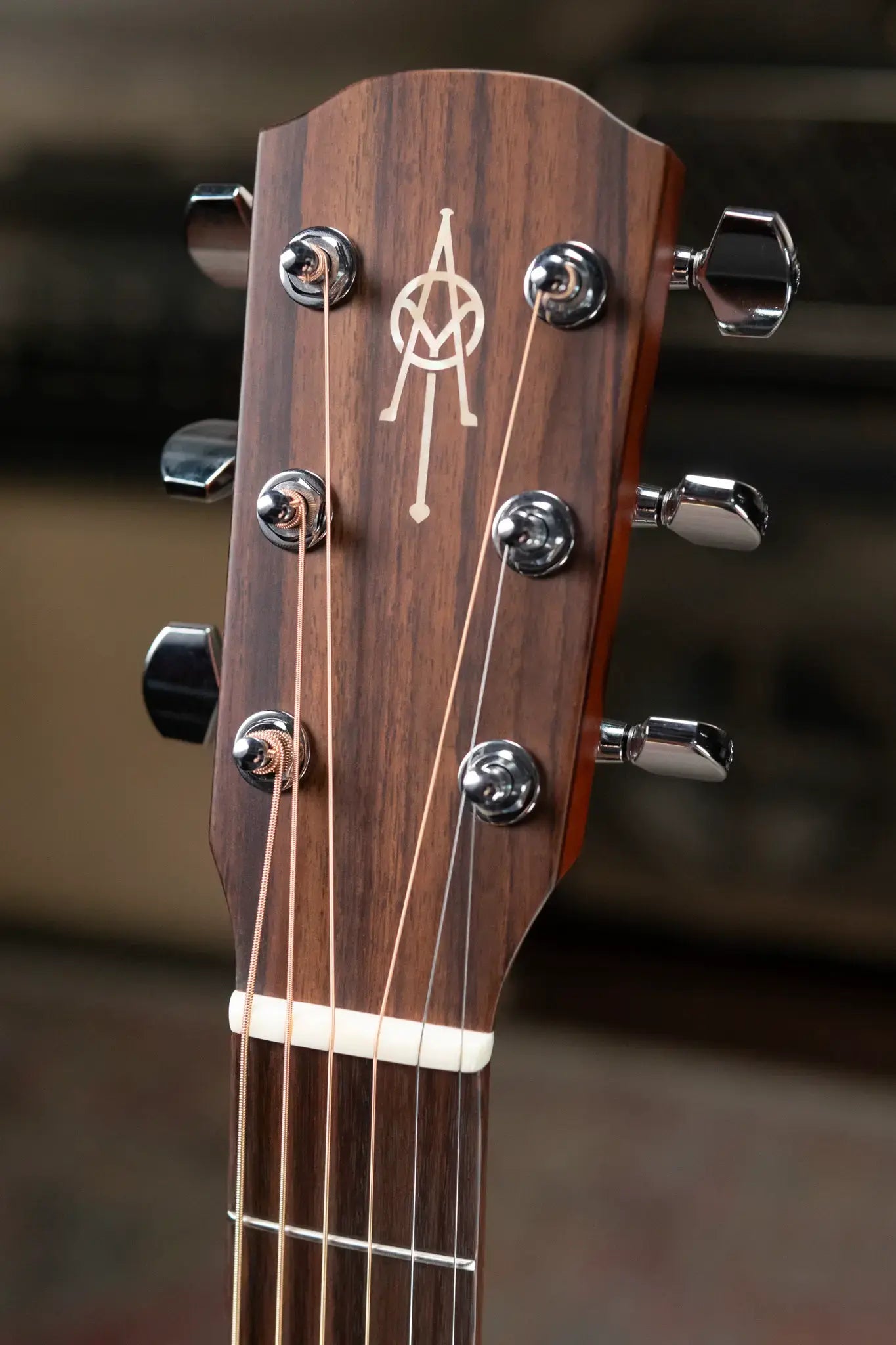 Alvarez Yairi FY70ce Acoustic/Electric Guitar with Hardshell Case