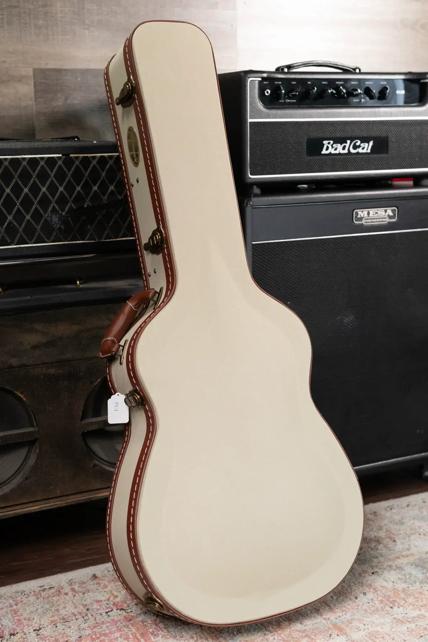 Alvarez Yairi FY70ce Acoustic/Electric Guitar with Hardshell Case