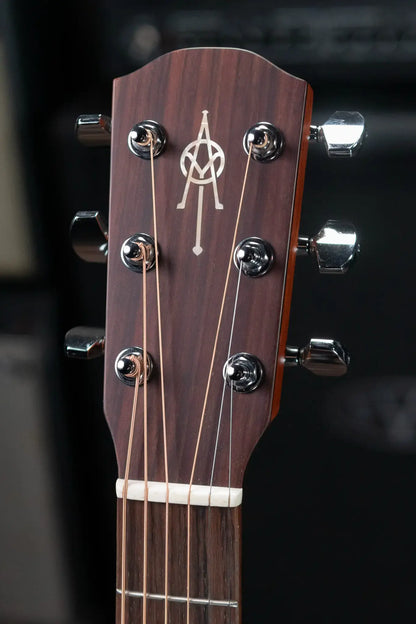 Alvarez Yairi FY70ce Acoustic/Electric Guitar with Hardshell Case