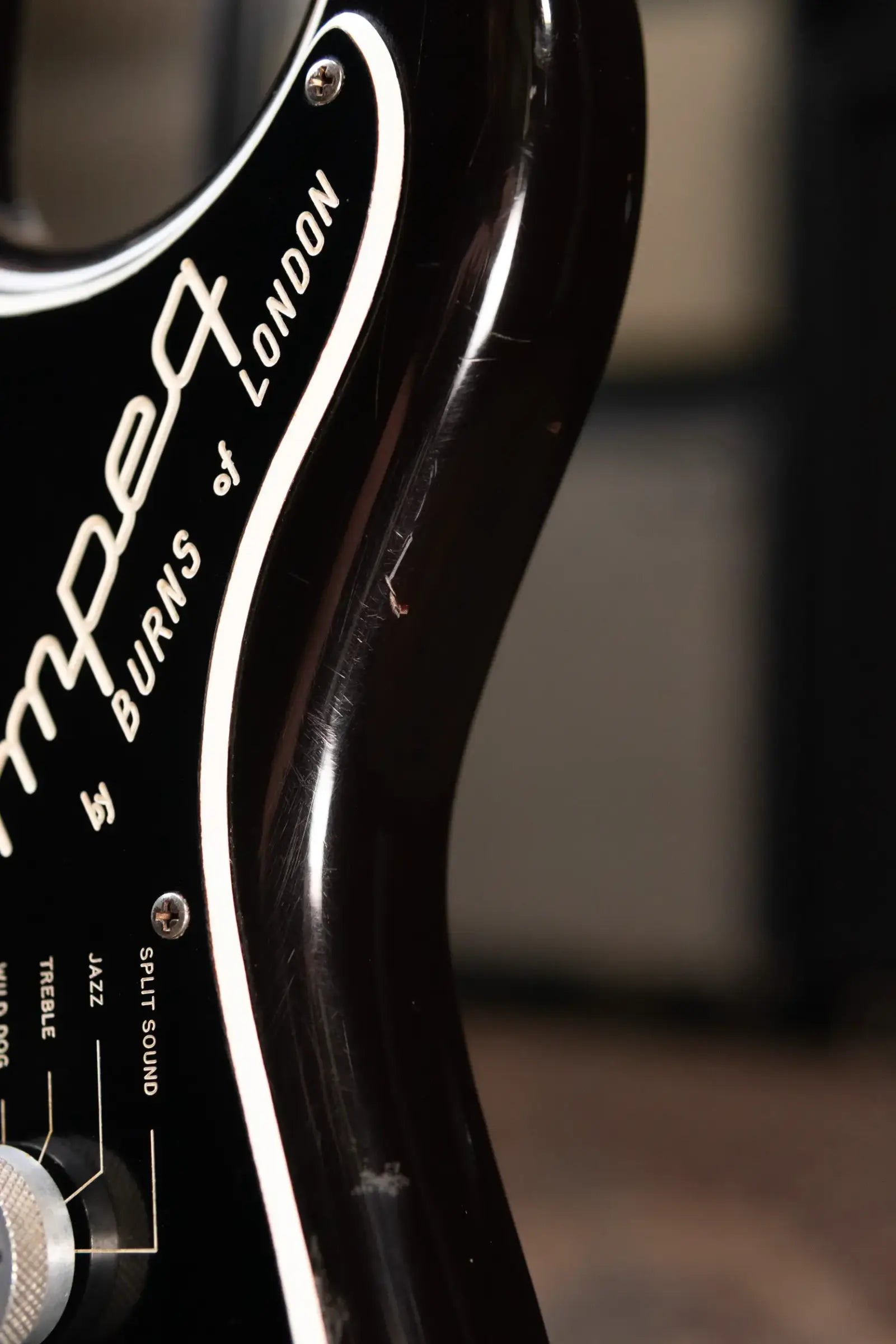 Ampeg Burns Split Sound Electric Guitar - Sunburst with Ampeg Tolex Case - Used