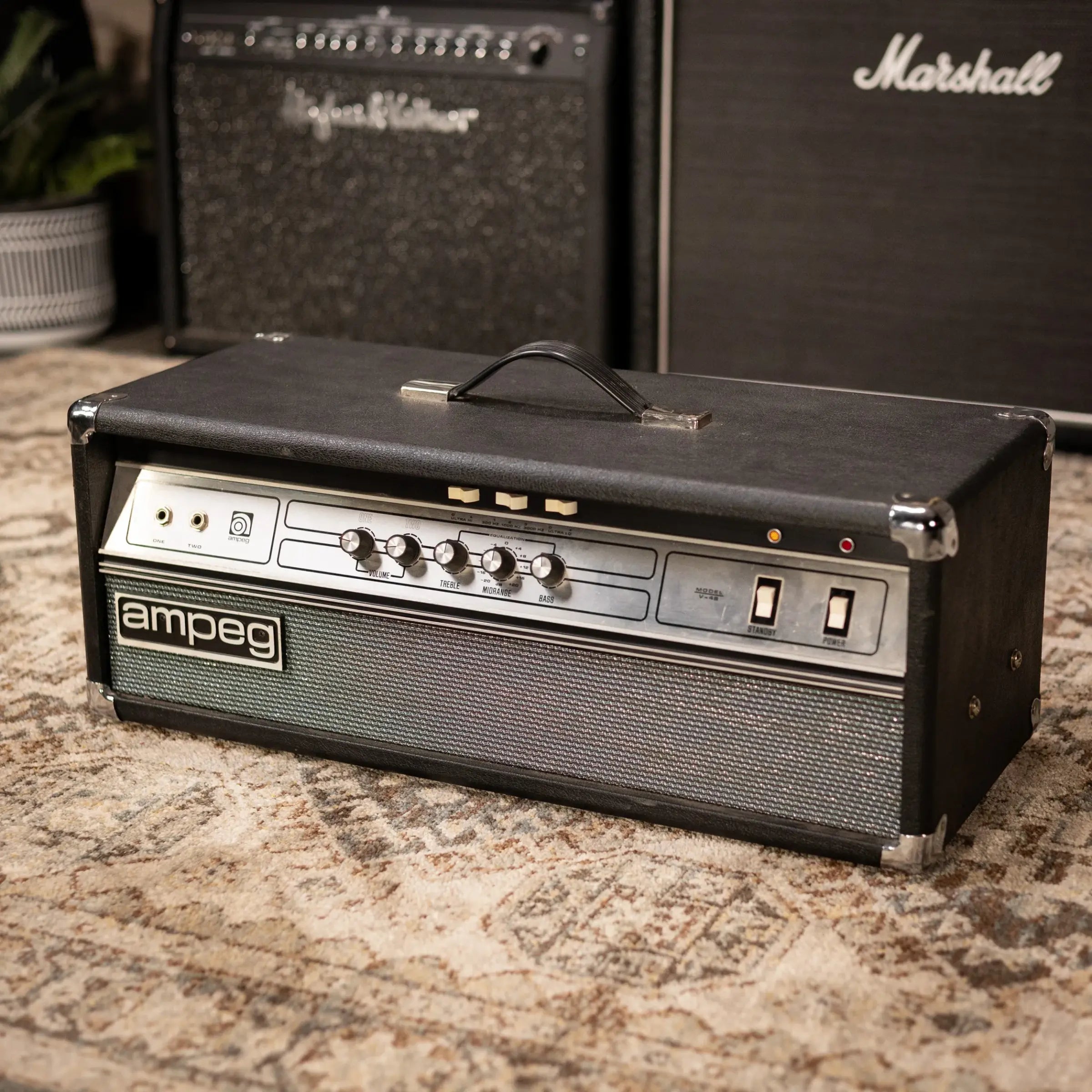 Ampeg V-4B 100W Bass Head - Used