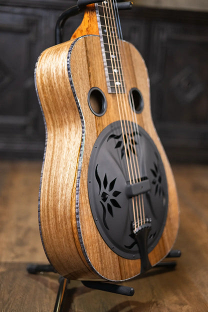 Beard Custom Legacy E Mango/Curly Maple Resonator - Black Ice with Hardshell Case