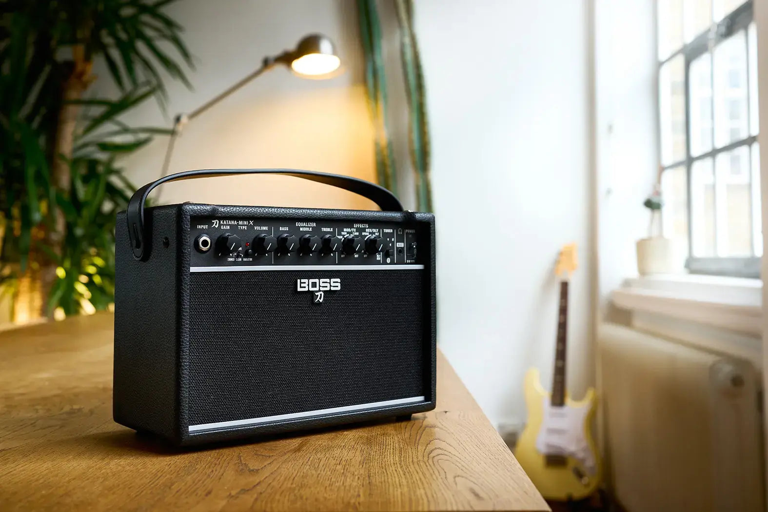 Boss Katana Mini X Guitar Amplifier 6750a0c75bf64
