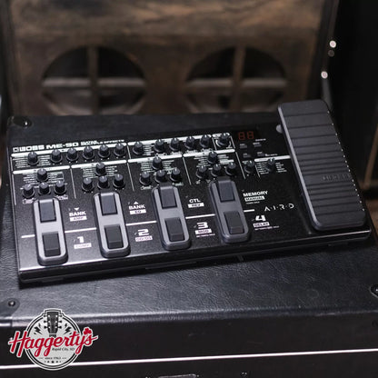 Boss ME-90 Multi-Effects Guitar Processor Pedal Board