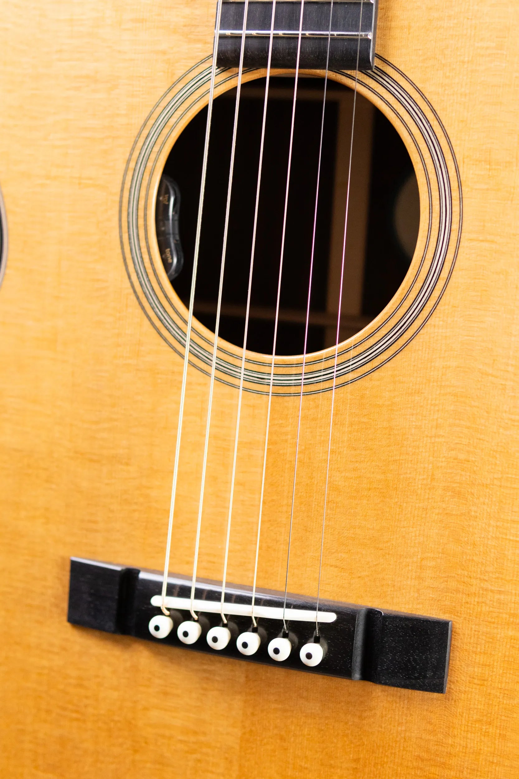Bourgeios OMCE/DE Soloist Downeast Series Acoustic/Electric Guitar - Thermo-Cured Sitka Spruce/Indian Rosewood with Hardshell Case