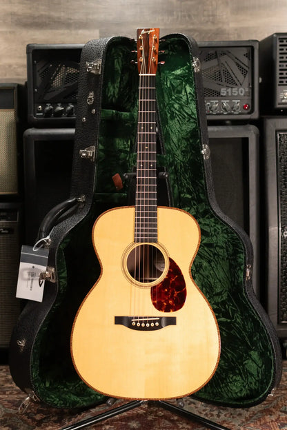 Bourgeois OM Signature Adirondack/Madagascar Acoustic Guitar with Hardshell Case - Used