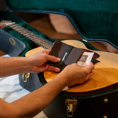 Boveda 2-Way Humidity Control Large Starter Kit For Acoustic Guitar