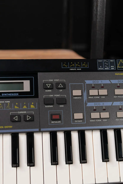 Casio CZ-101 49-Key Synthesizer with Memory Cartridge, Manuals and Hardshell Case - Used