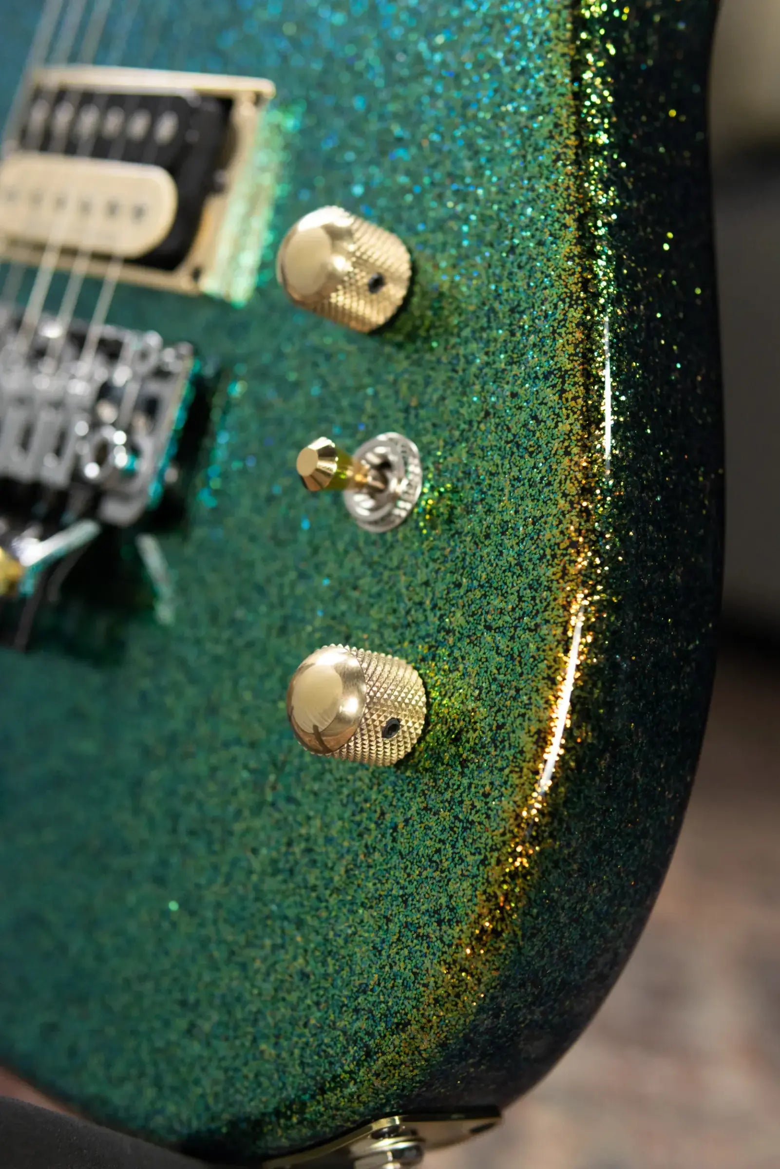 Charvel Custom Shop San Dimas Special Edition 2H FR Electric Guitar - Scarab Sparkle with Hardshell Case