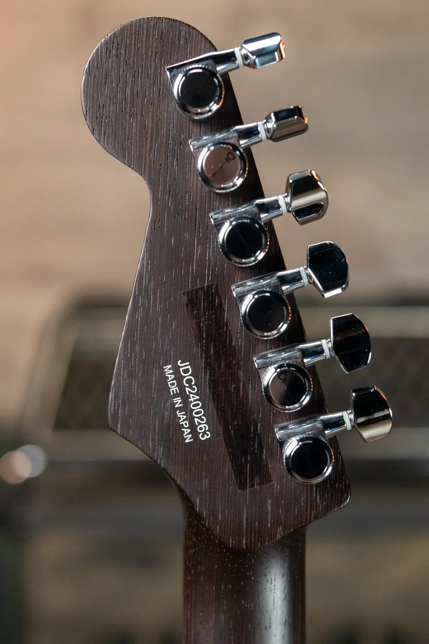 Charvel MJ DK24 HSH 2PT W Mahogany with Flame Maple, Wenge Fingerboard - Caribbean Burst with Multi-Fit Hardshell Gig Bag