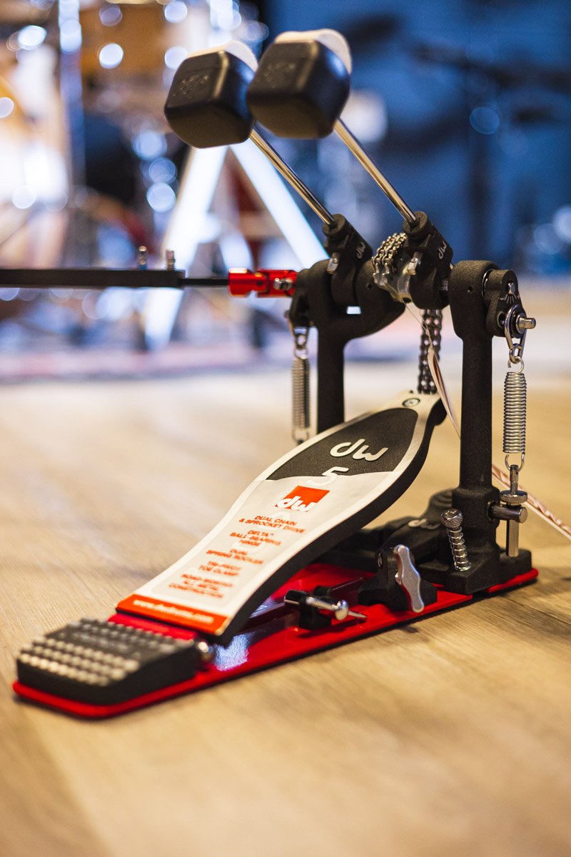 DW 5000 series accelerator double kick pedal haggertys 02