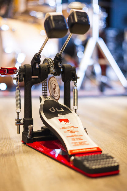 DW 5000 series accelerator double kick pedal haggertys 03