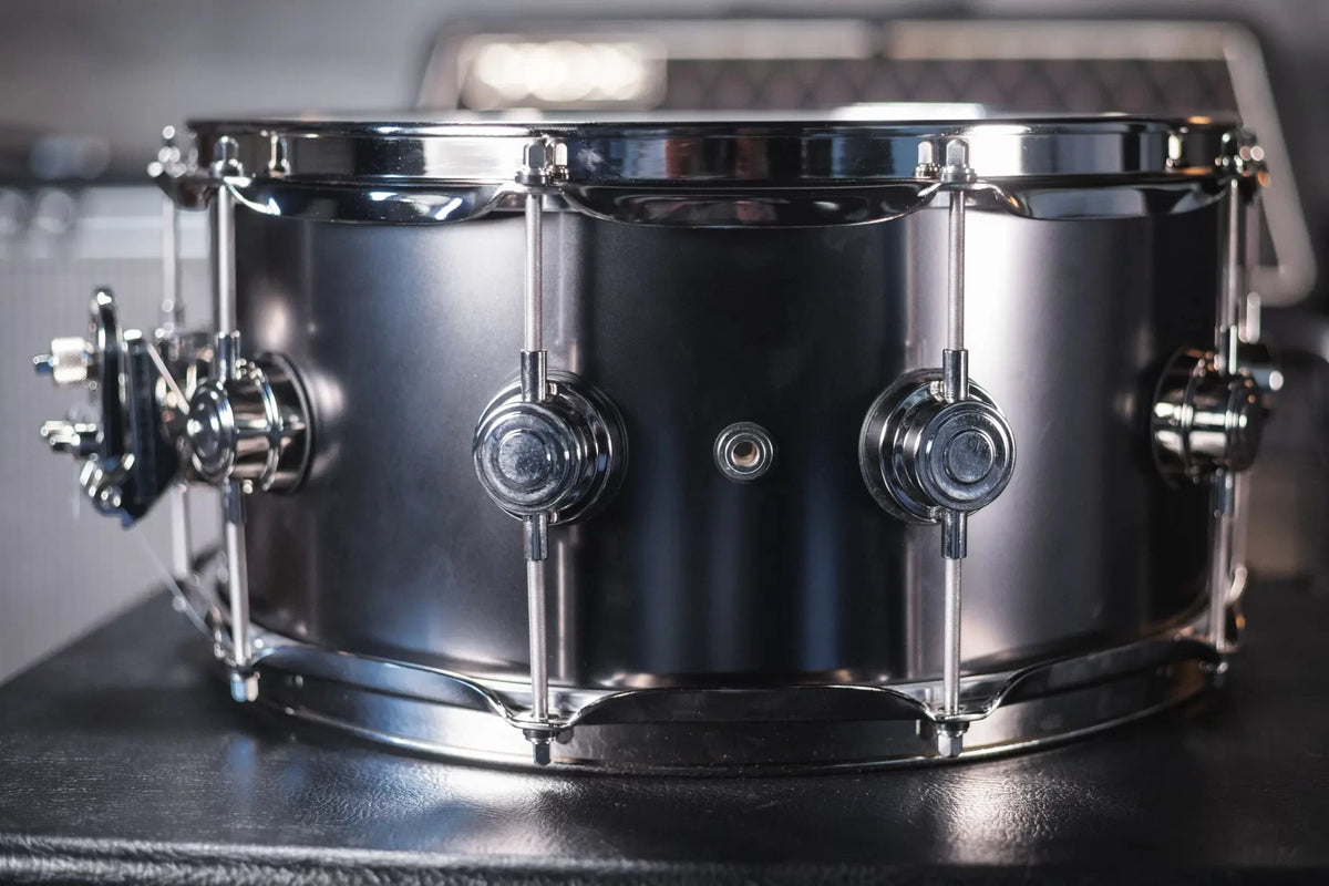 DW VB Snare Drum Satin Black over Brass haggertys 05
