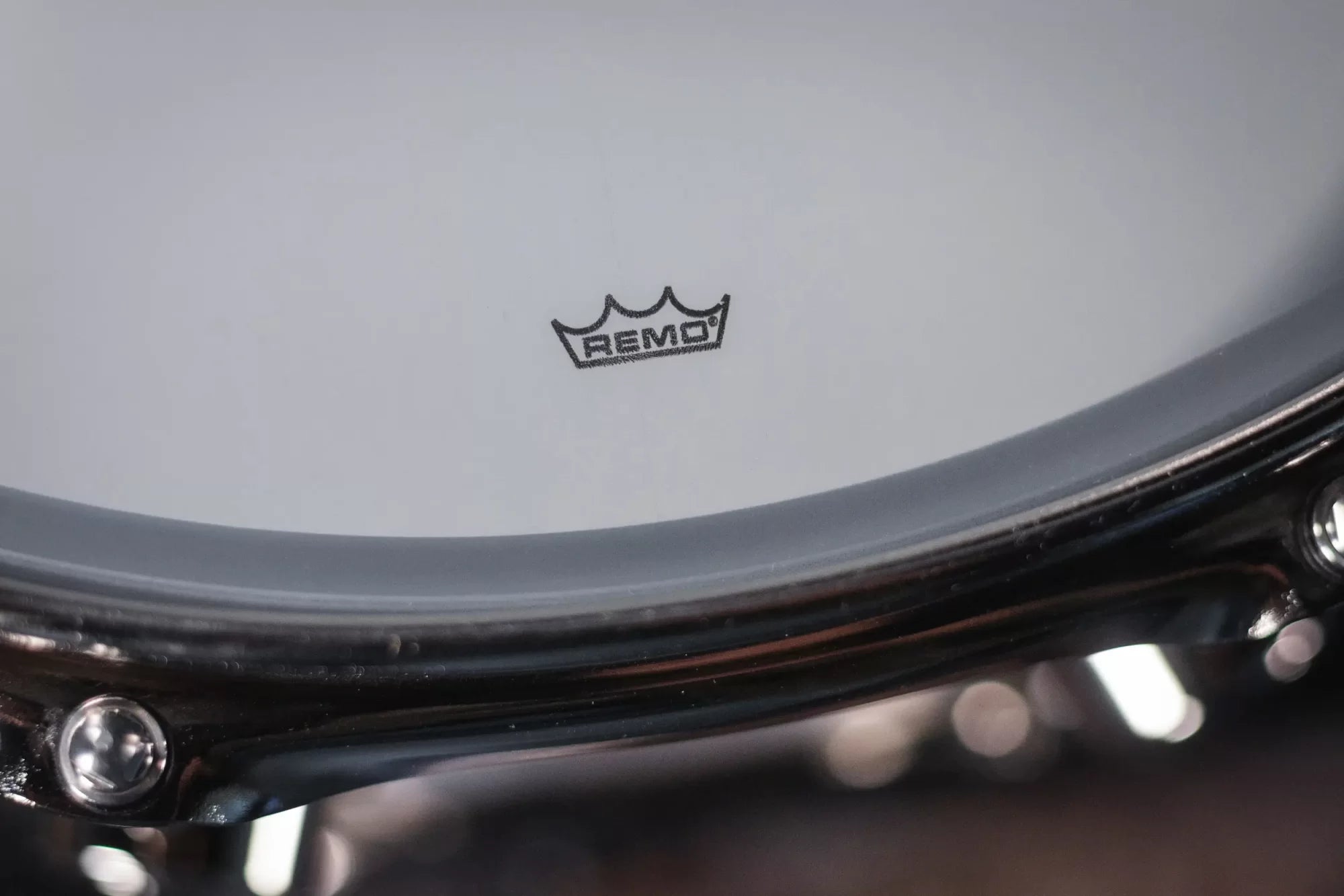 DW Collectors Series Snare Drum - Satin Black over Brass with Nickel Hardware