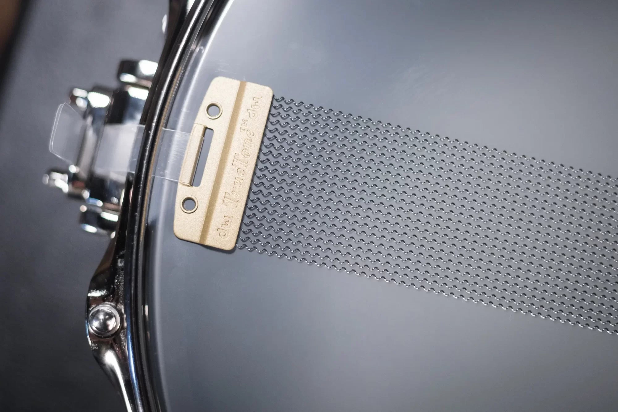 DW Collectors Series Snare Drum - Satin Black over Brass with Nickel Hardware