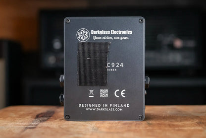 Darkglass Microtubes X7 Bass Preamp Distortion Effects Pedal - Floor Model