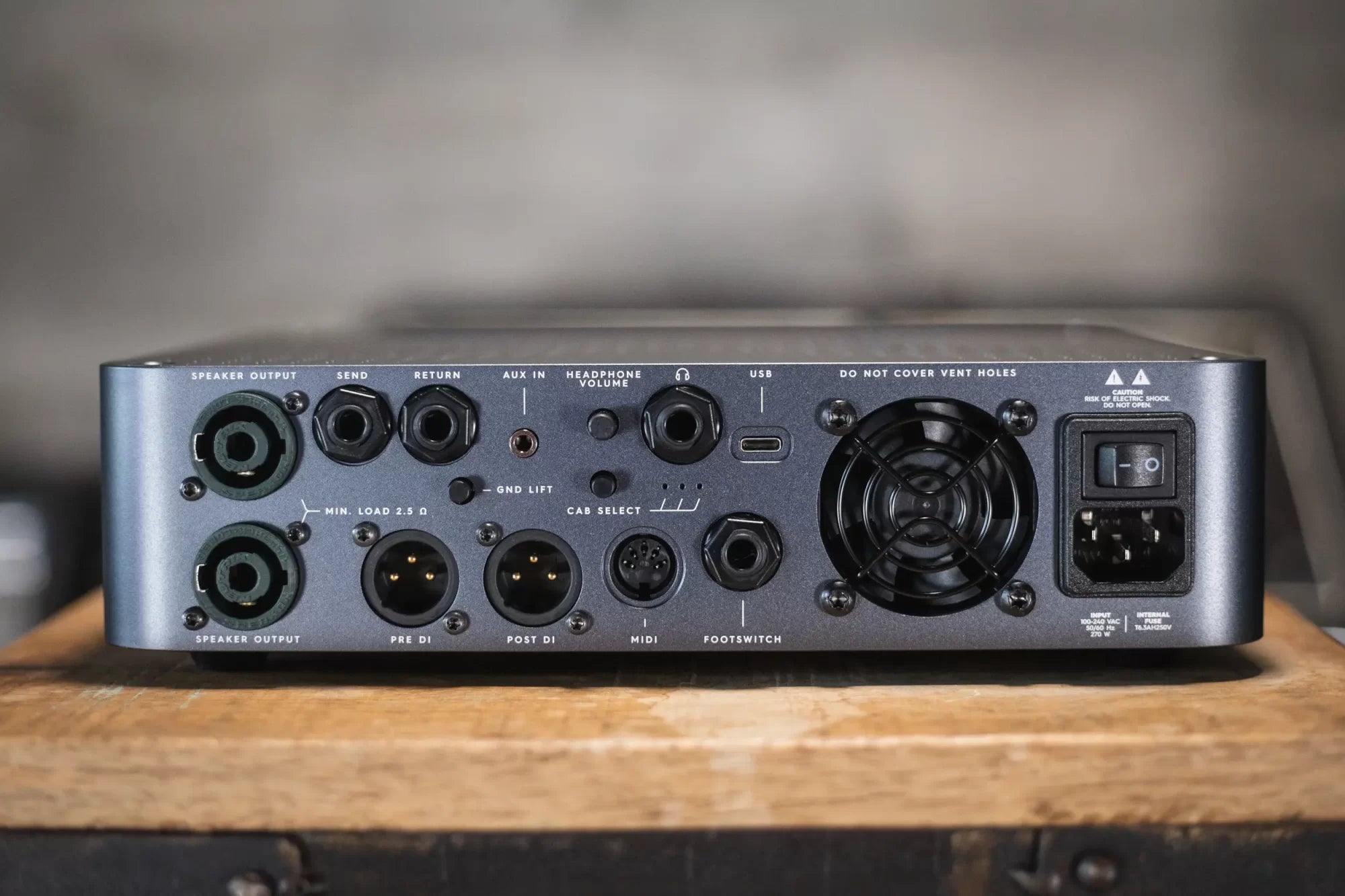 Darkglass Microtubes X 900 Amplifier Head