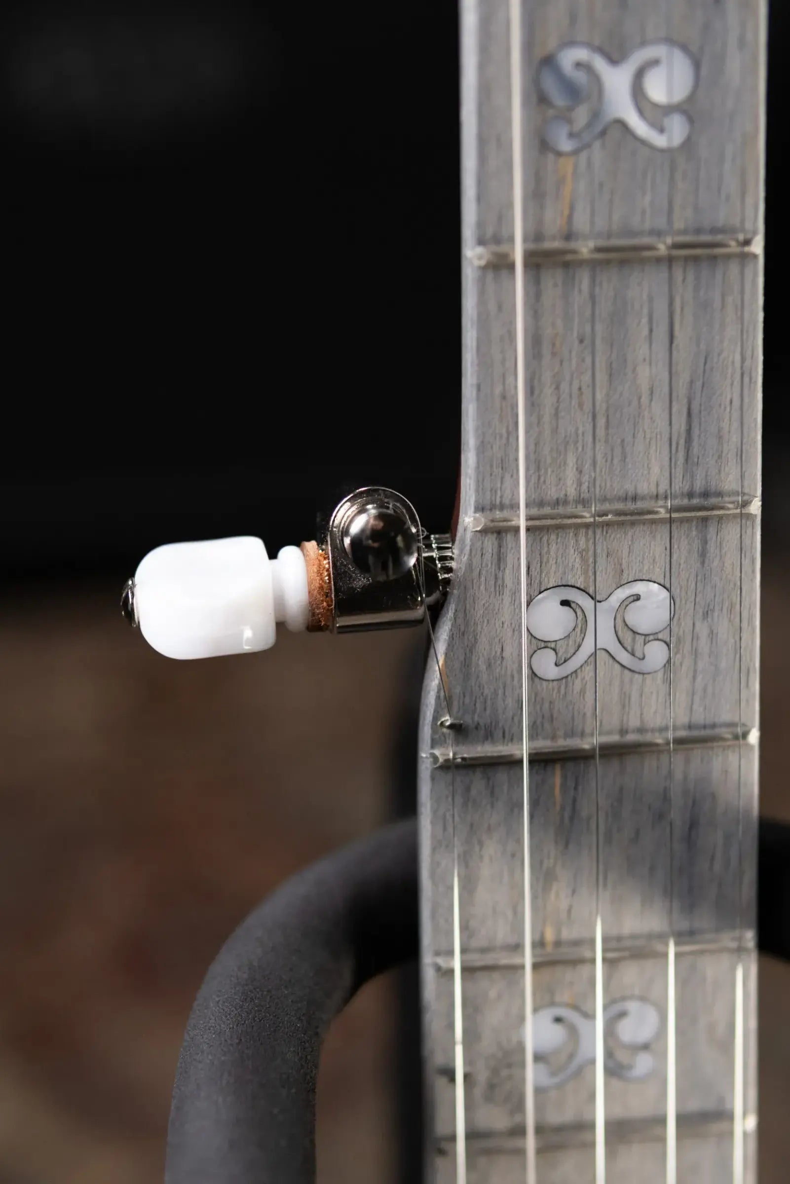 Deering Artisan Goodtime Two Banjo with Resonator