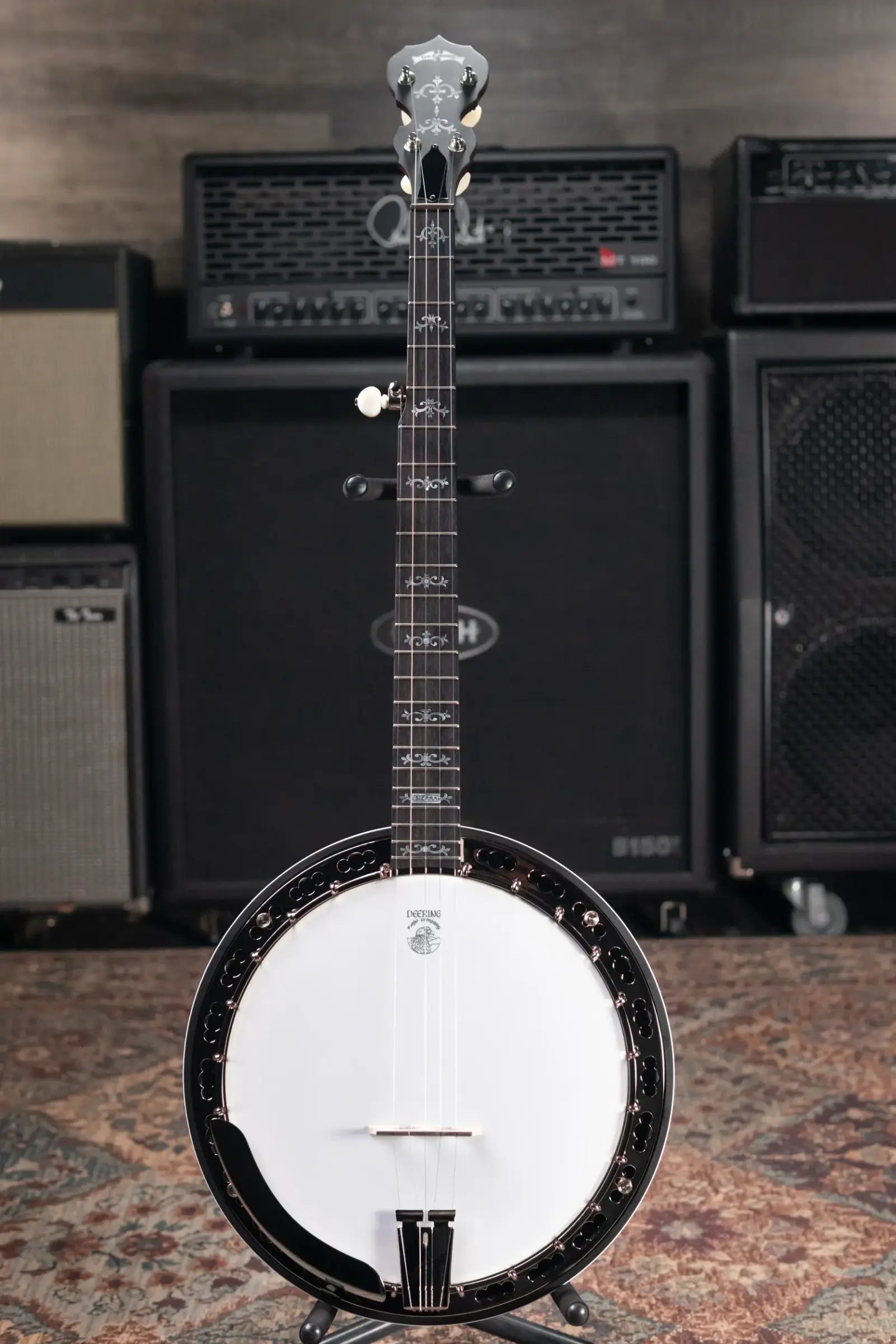 Deering Sierra 5-String Maple Banjo with Hardshell Case
