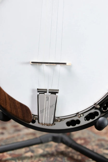Deering The Scott Avett "Truth" Signature Banjo with Hardshell Case