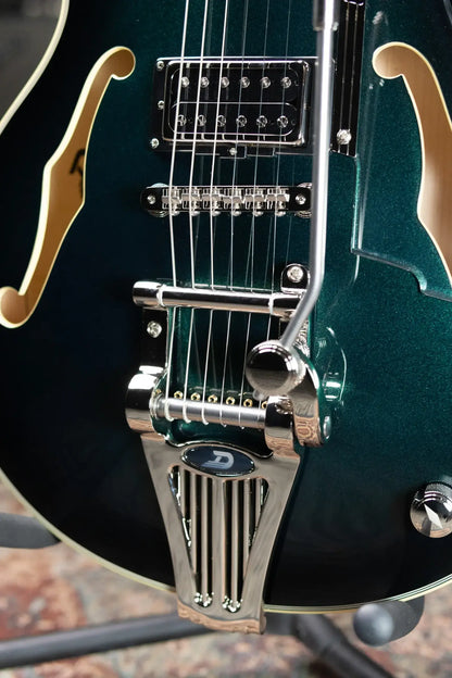 Duesenberg Starplayer TV DLX Semi-Hollow Electric Guitar - Catalina Green Burst with Hardshell Case