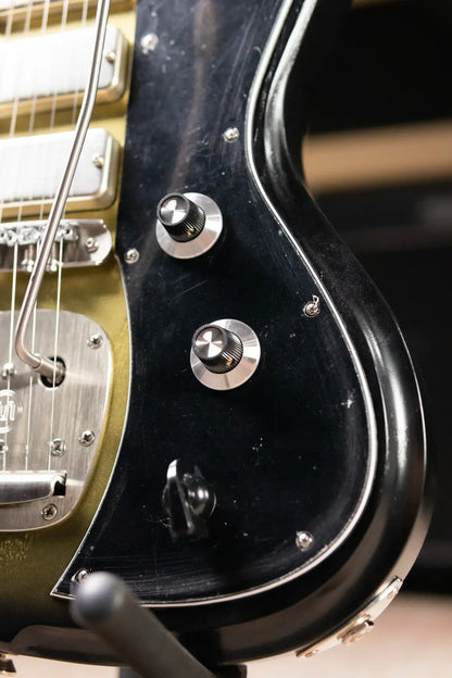 Dunable Custom Yeti Swervemeister Electric Guitar - Antique Silverburst with Hardshell Case